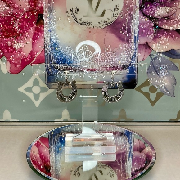 Silver Antique Brushed Metal Horseshoe Sparkling Iridescent Rhinestone Earrings - Picture 2 of 2